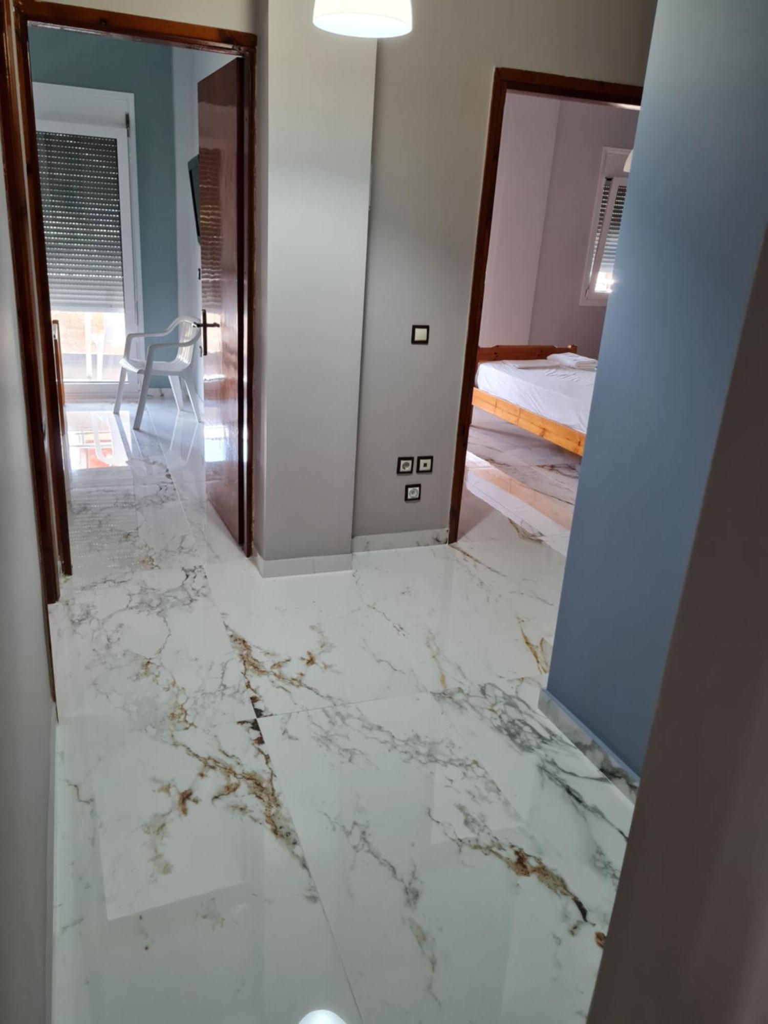 Dimitris Apartments Nea Plagia Exteriör bild